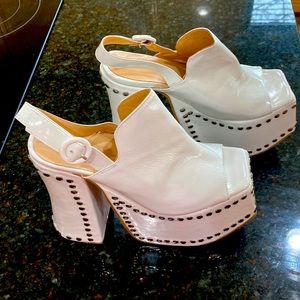 High platform heel Dipsiloot patent leather shoe